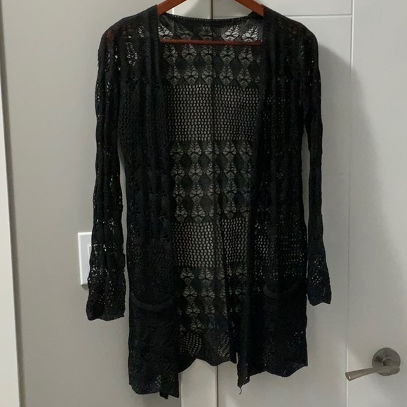 Sweater - Picture 1 of 3